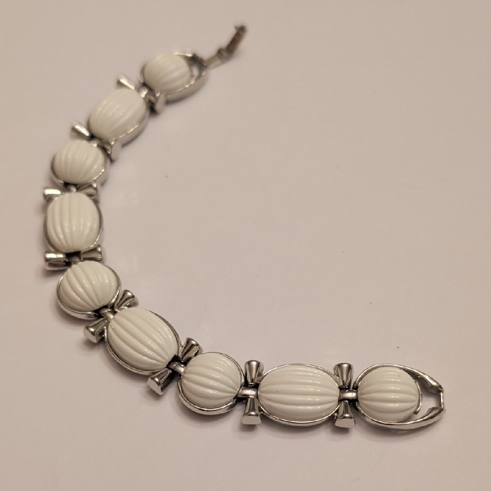 Trifari White Milk Glass Silver Tone Bracelet